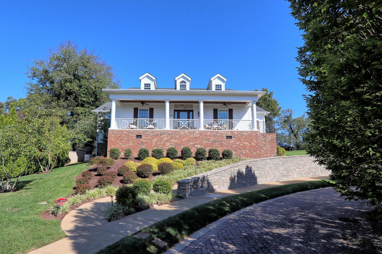 709 Halcyon Way TN 38401 For Sale - 