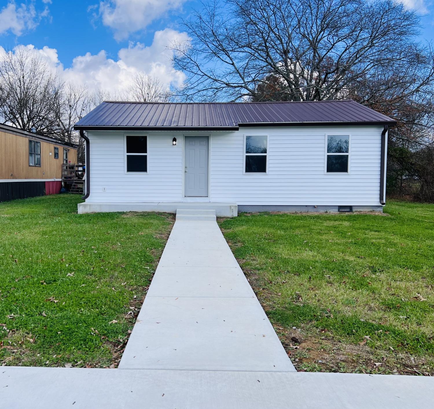 305-S-Polk-St For Sale