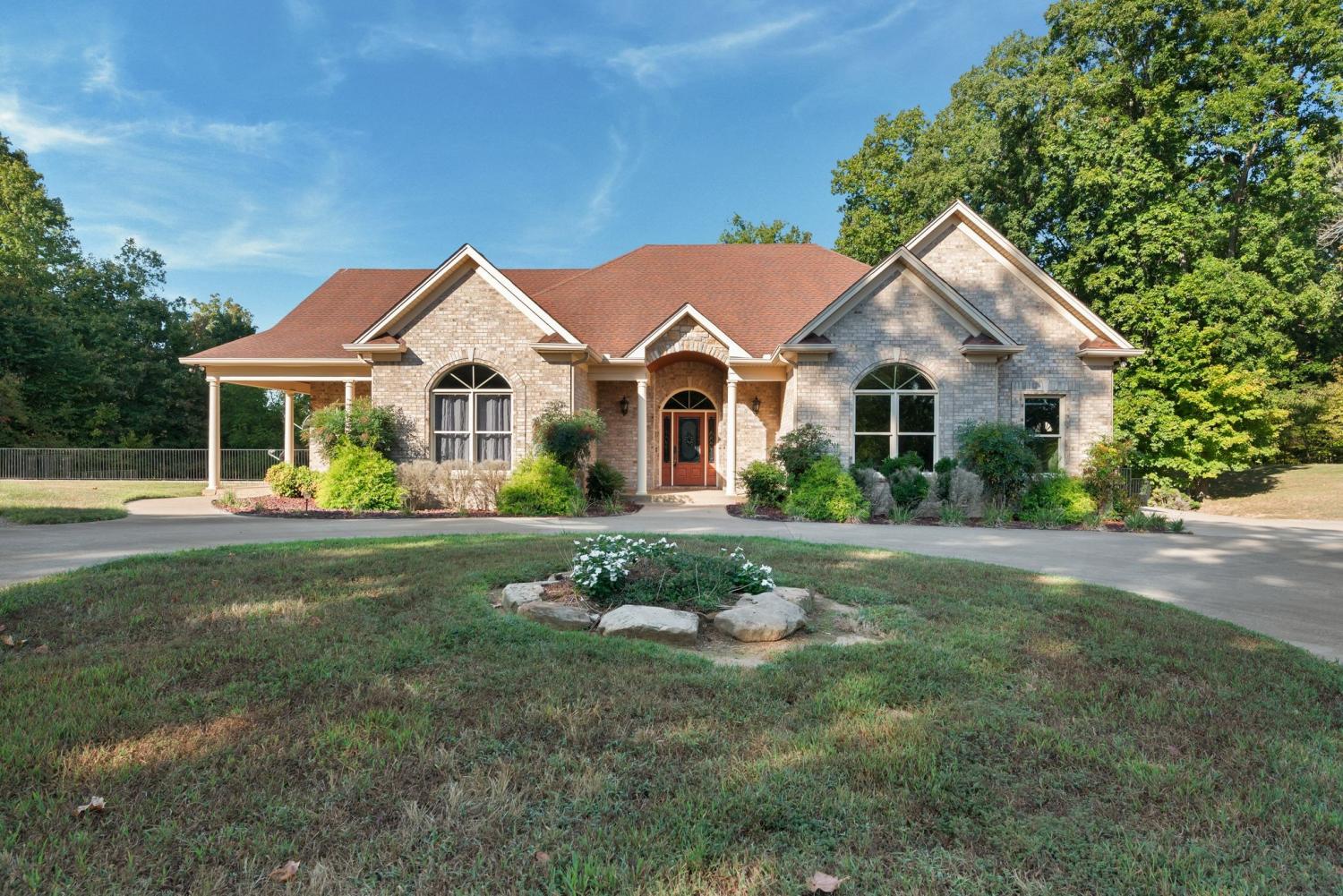 1079-Ridgecrest-Dr For Sale