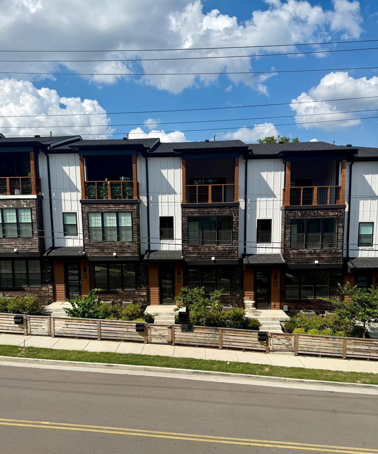 4D-Trimble-St For Sale