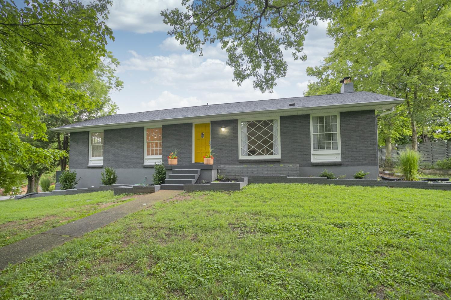 2701-Eastland-Ave For Sale