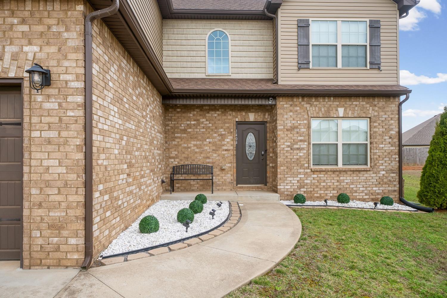 1404 Kingbird Dr TN 37040 For Sale - 