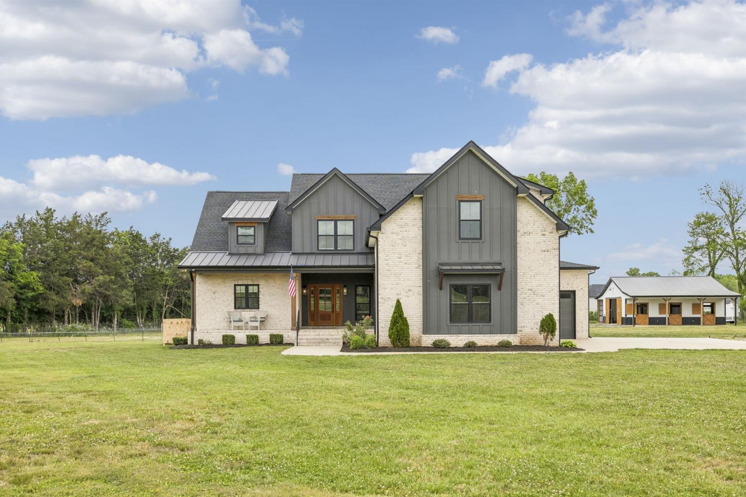 324-Crescent-Rd For Sale