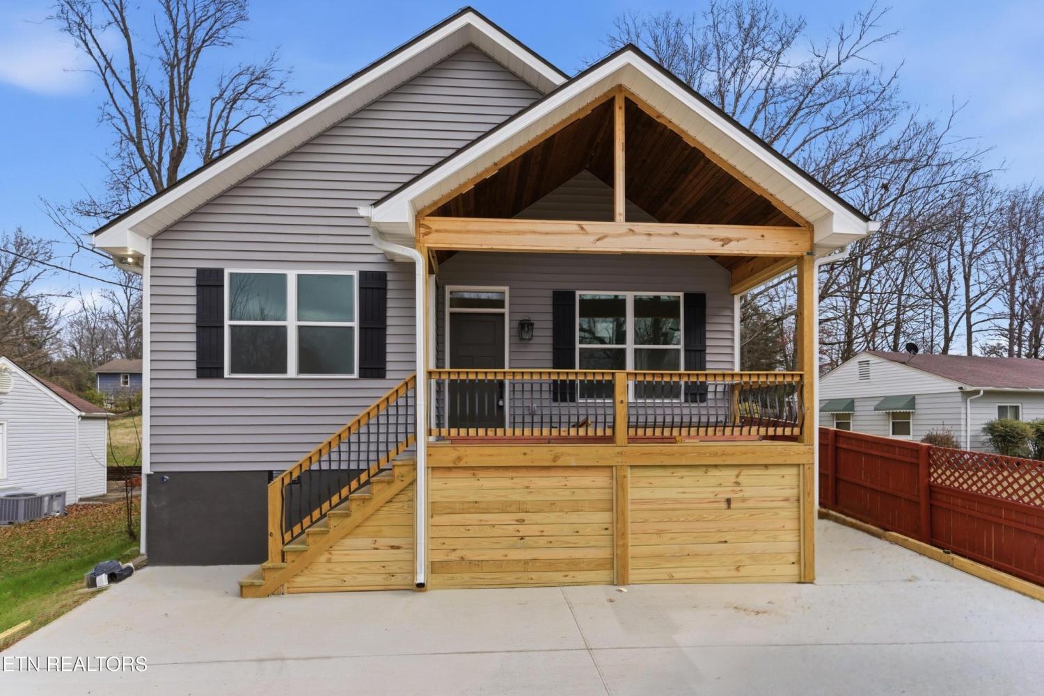 324-N-Chilhowee-Drive For Sale