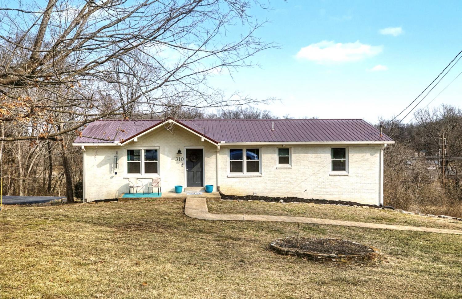 310-Lake-Dr For Sale