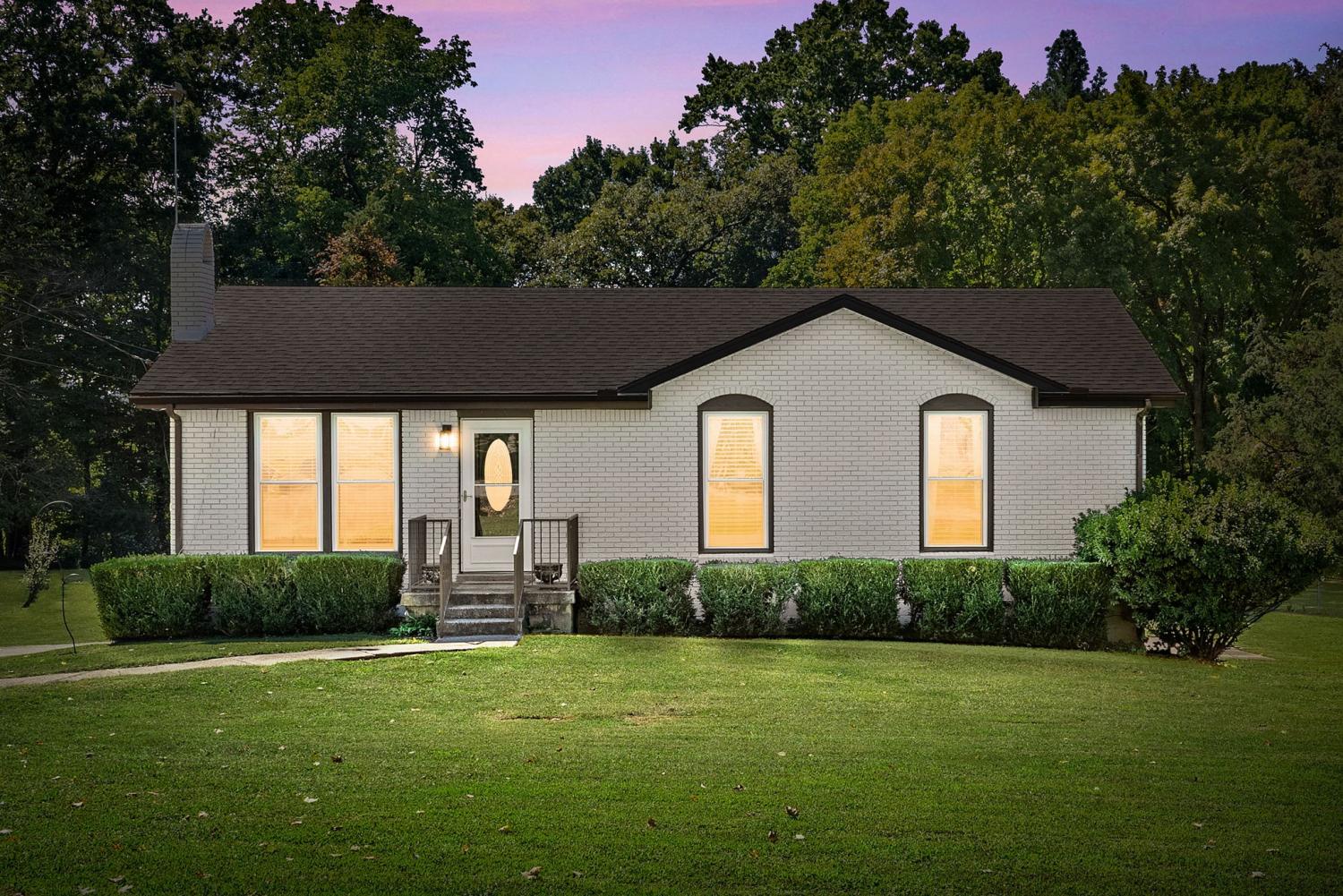 415-Silver-Drive For Sale