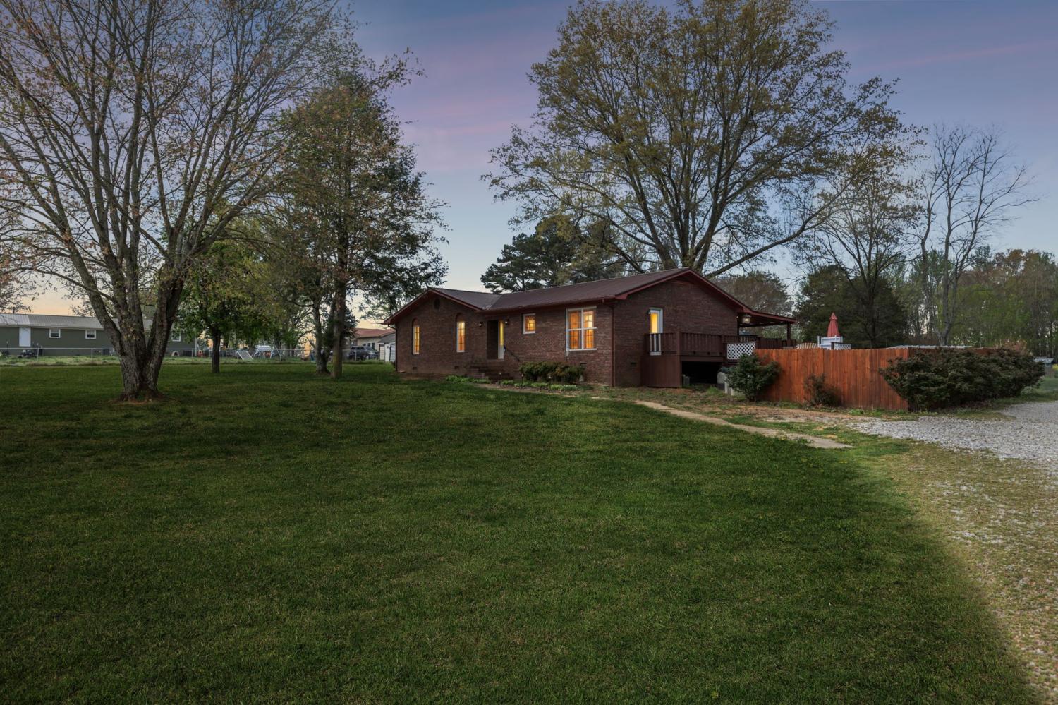 61-Lee-Ln For Sale