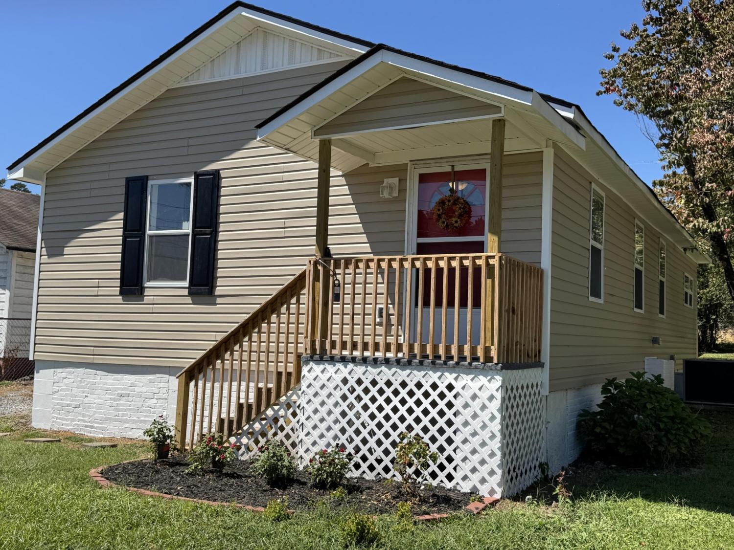1812-Church-Street--SE For Sale