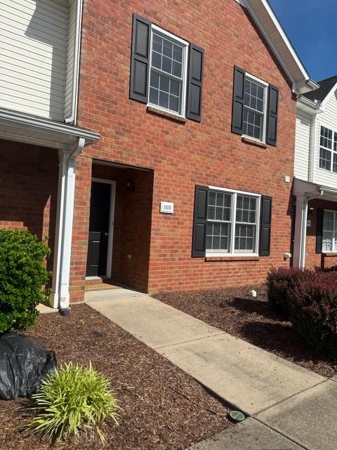 1026-Wolves-Den-Pl For Sale
