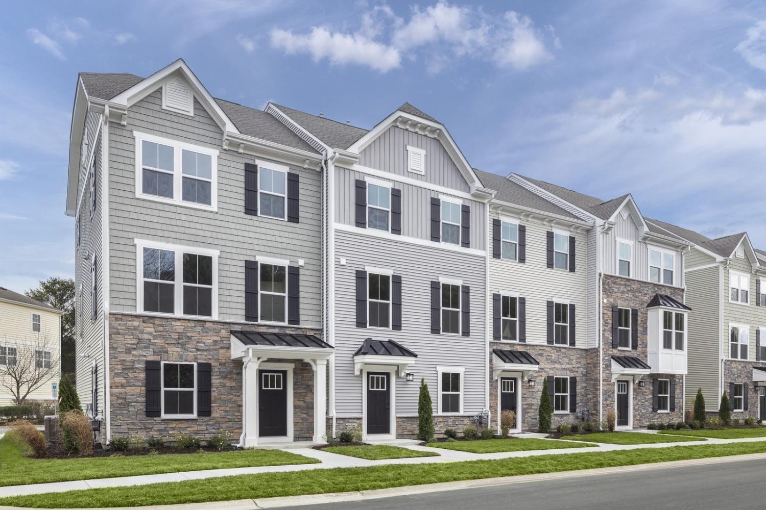 227-Poplar-Loop For Sale