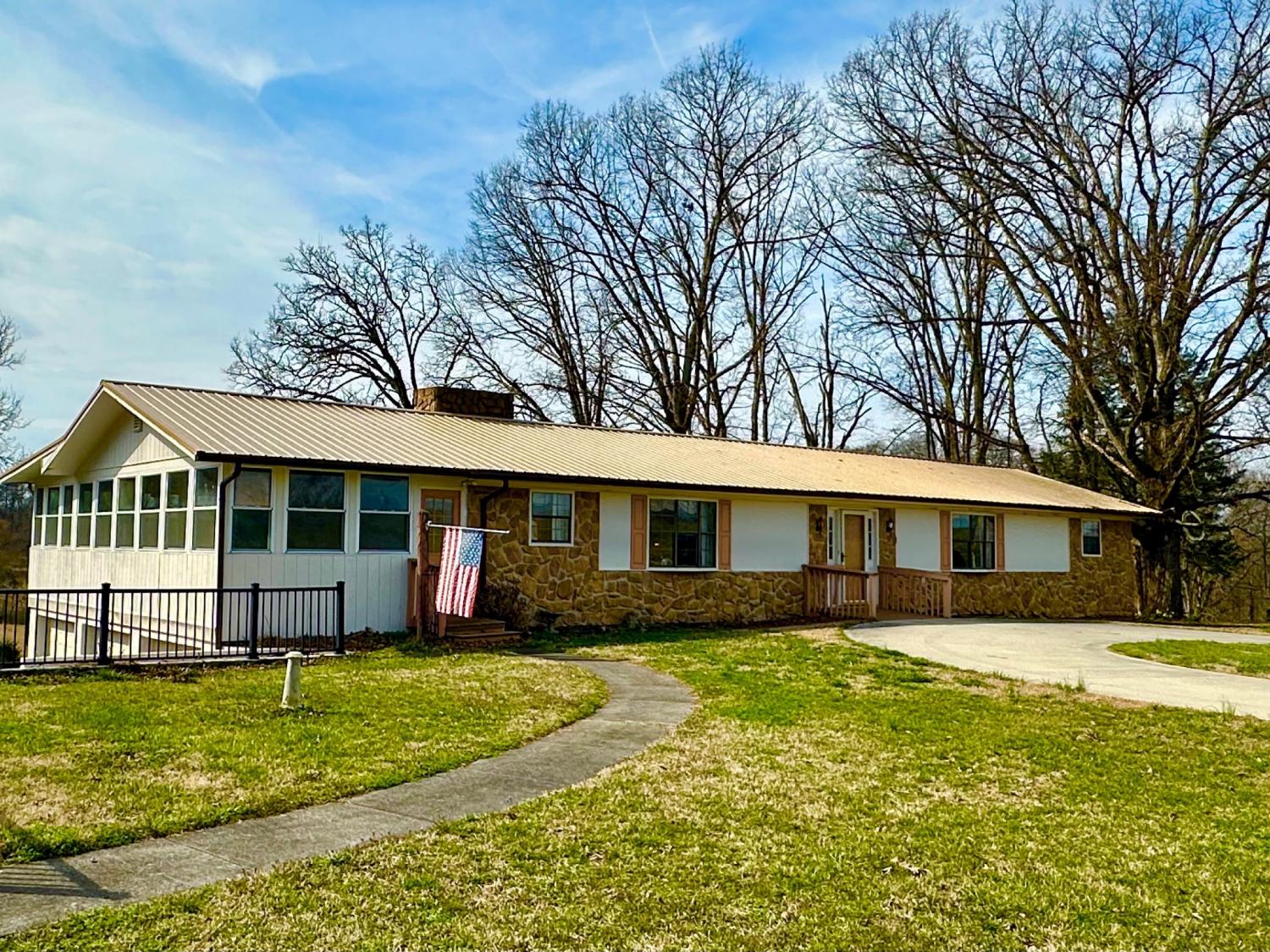 1827-Lowery-Dr For Sale