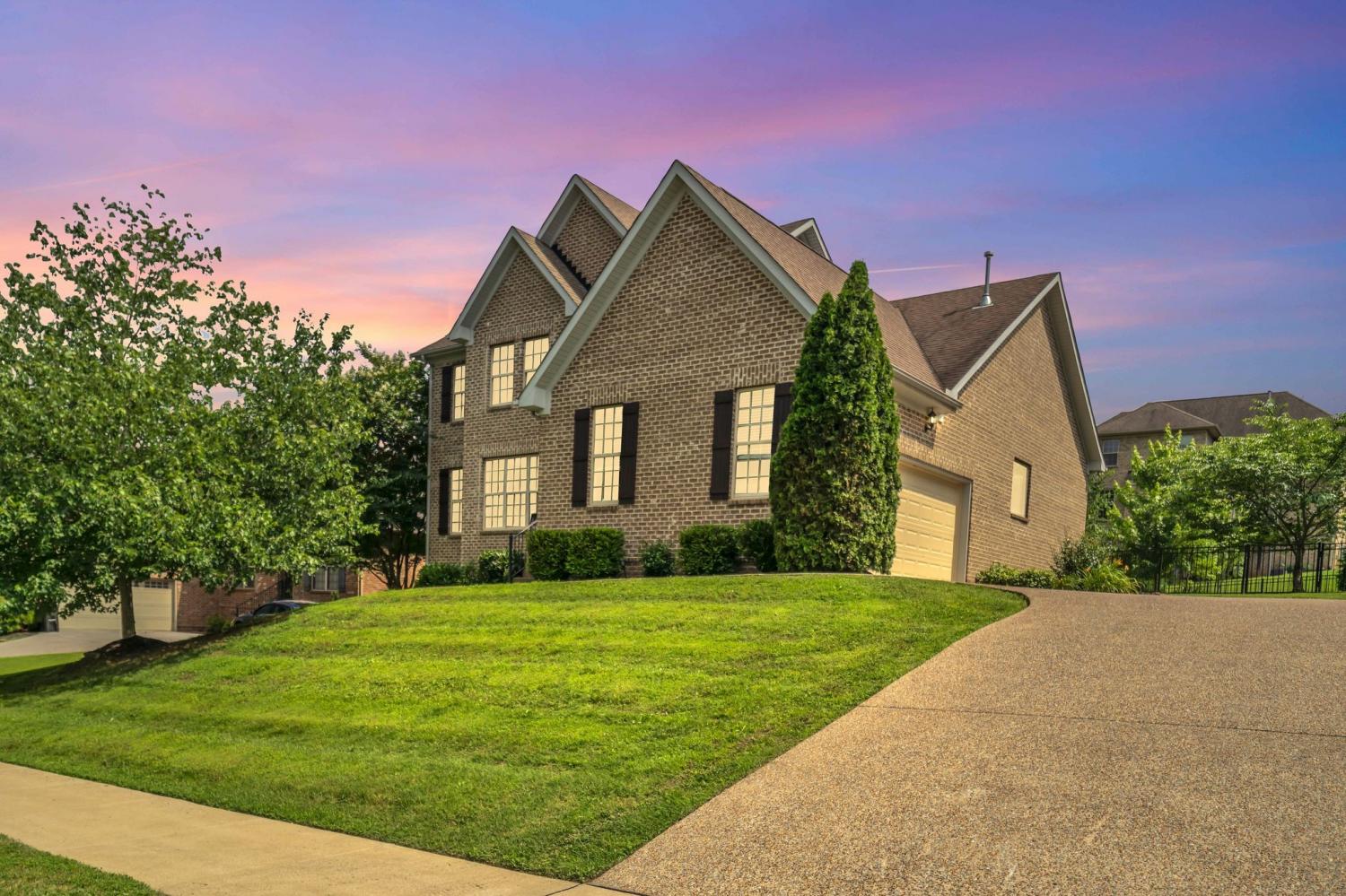 147-N-Shadowhaven-Way For Sale