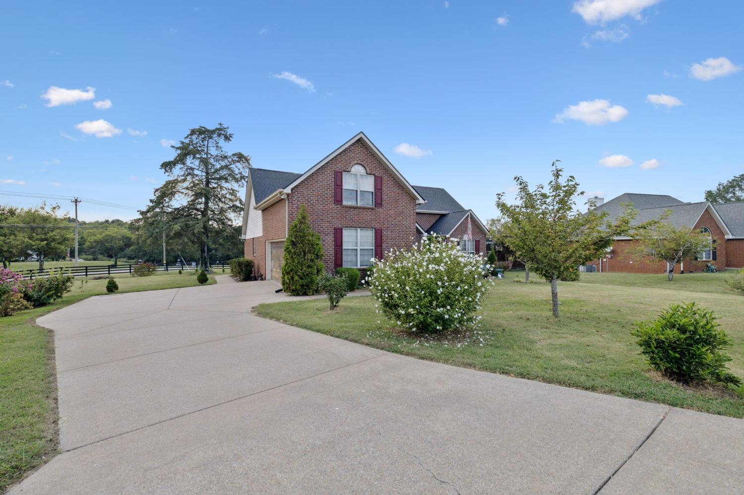 114-Falling-Branch-Ct For Sale