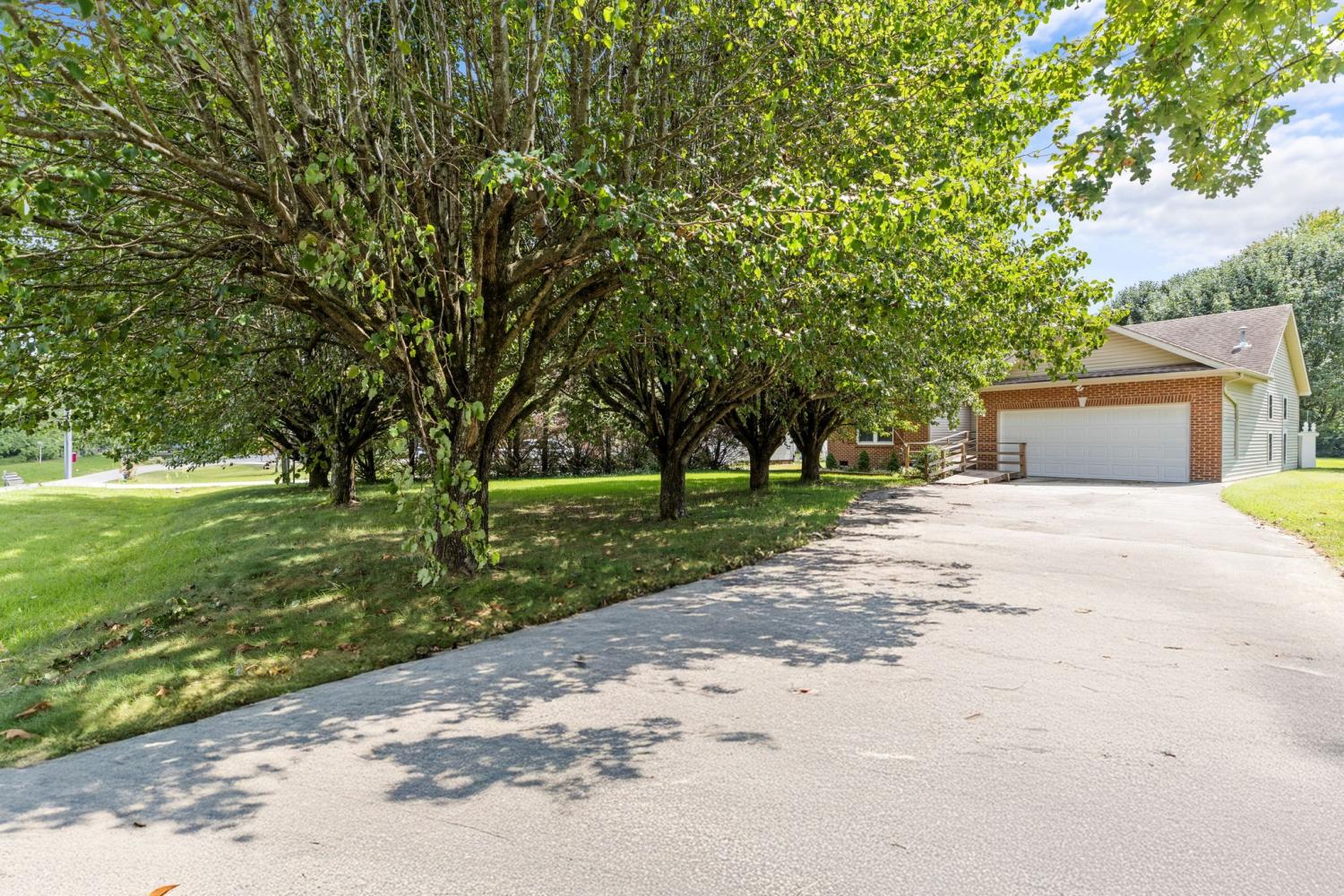 117-Highland-Trl--SE For Sale