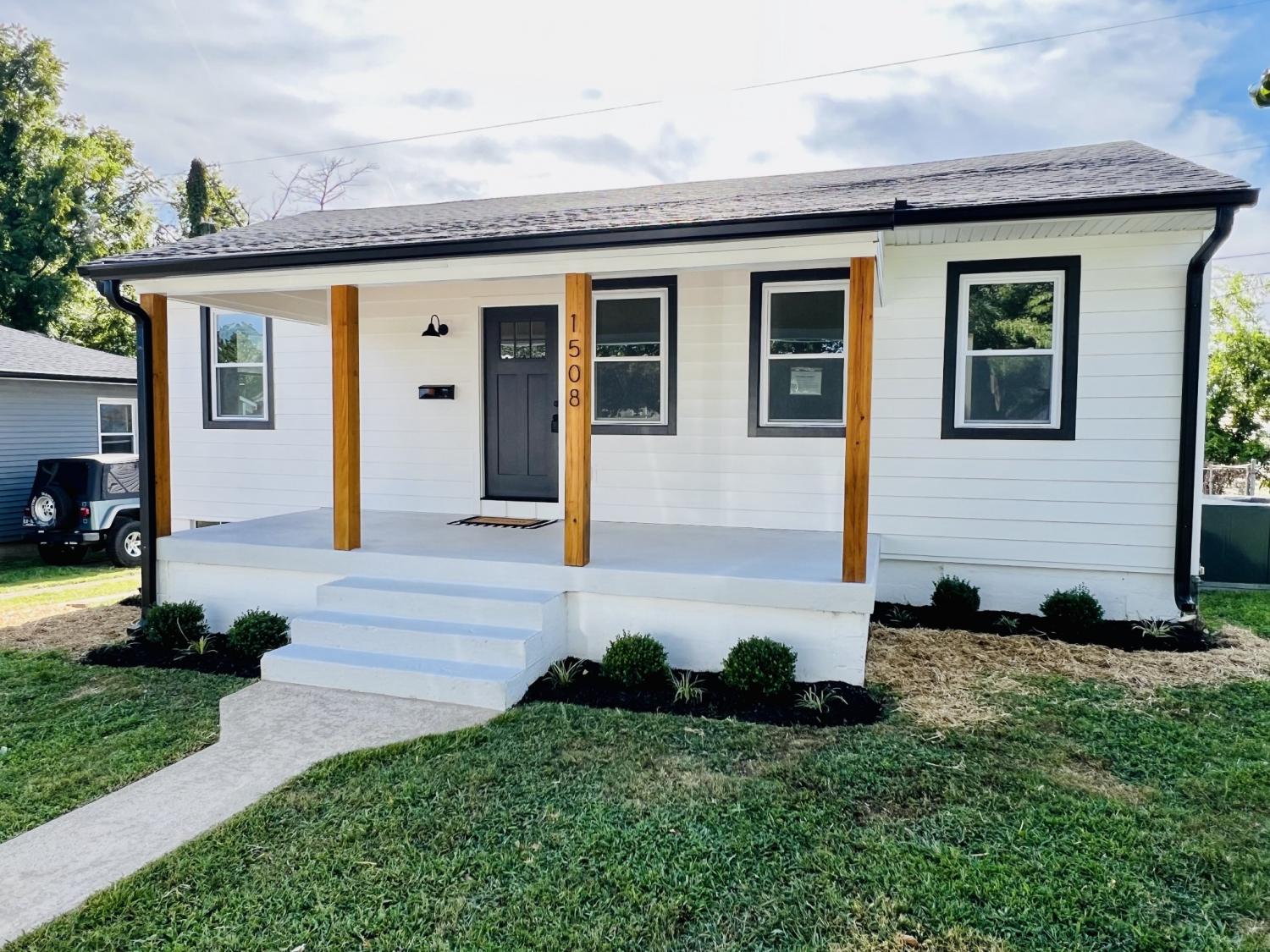 1508-Elliston-St For Sale