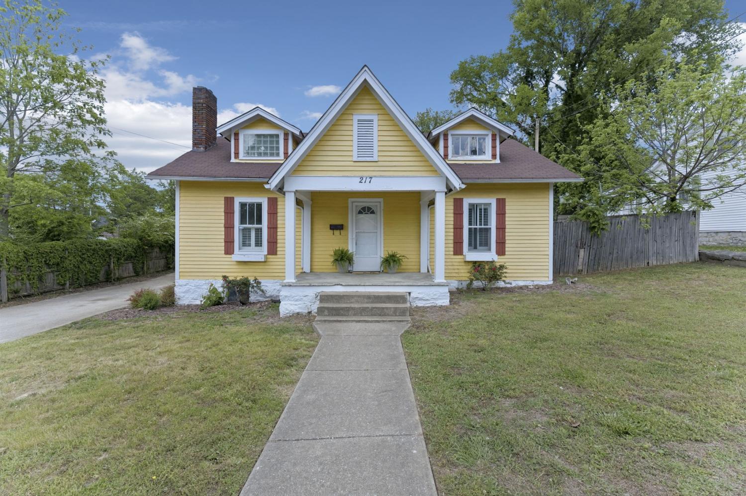 217-College-Ave--E For Sale