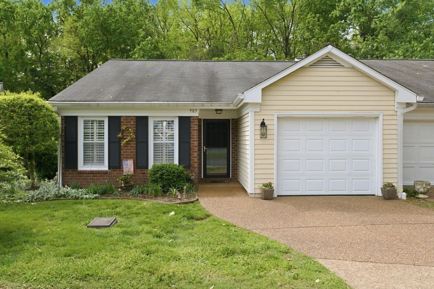 905 Glenmary Ct TN 37205 For Sale - 