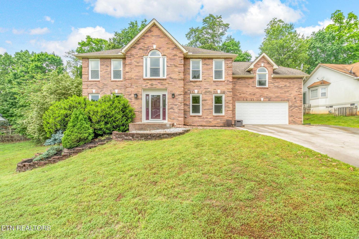 1825-Scenic-Valley-Lane For Sale