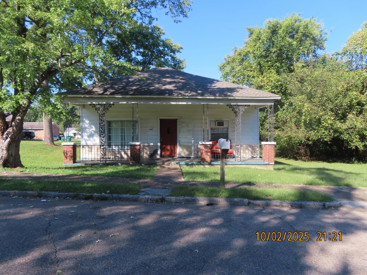 559-N-Cumberland-St For Sale