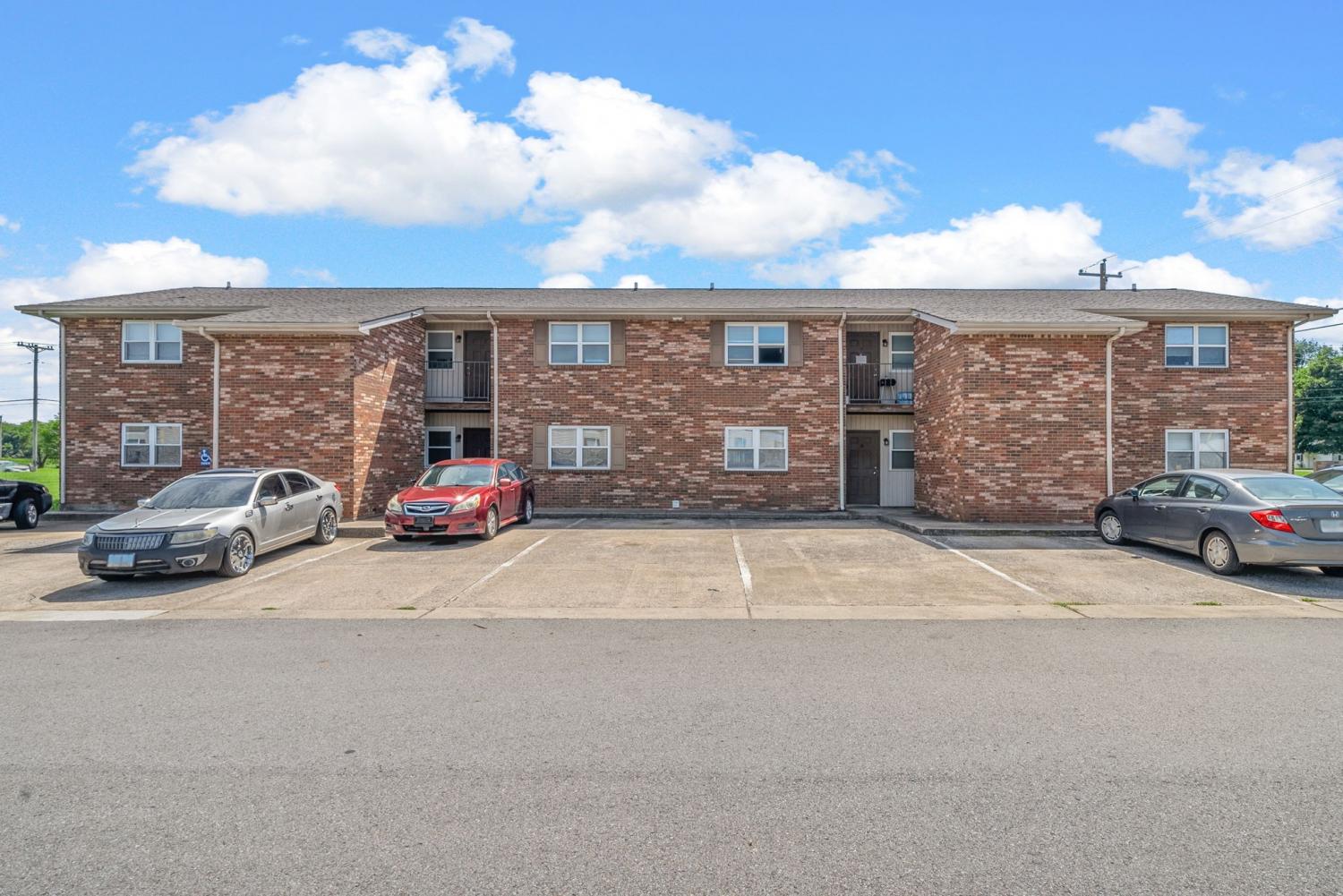 812-Pembroke-Oak-Grove-Rd For Sale