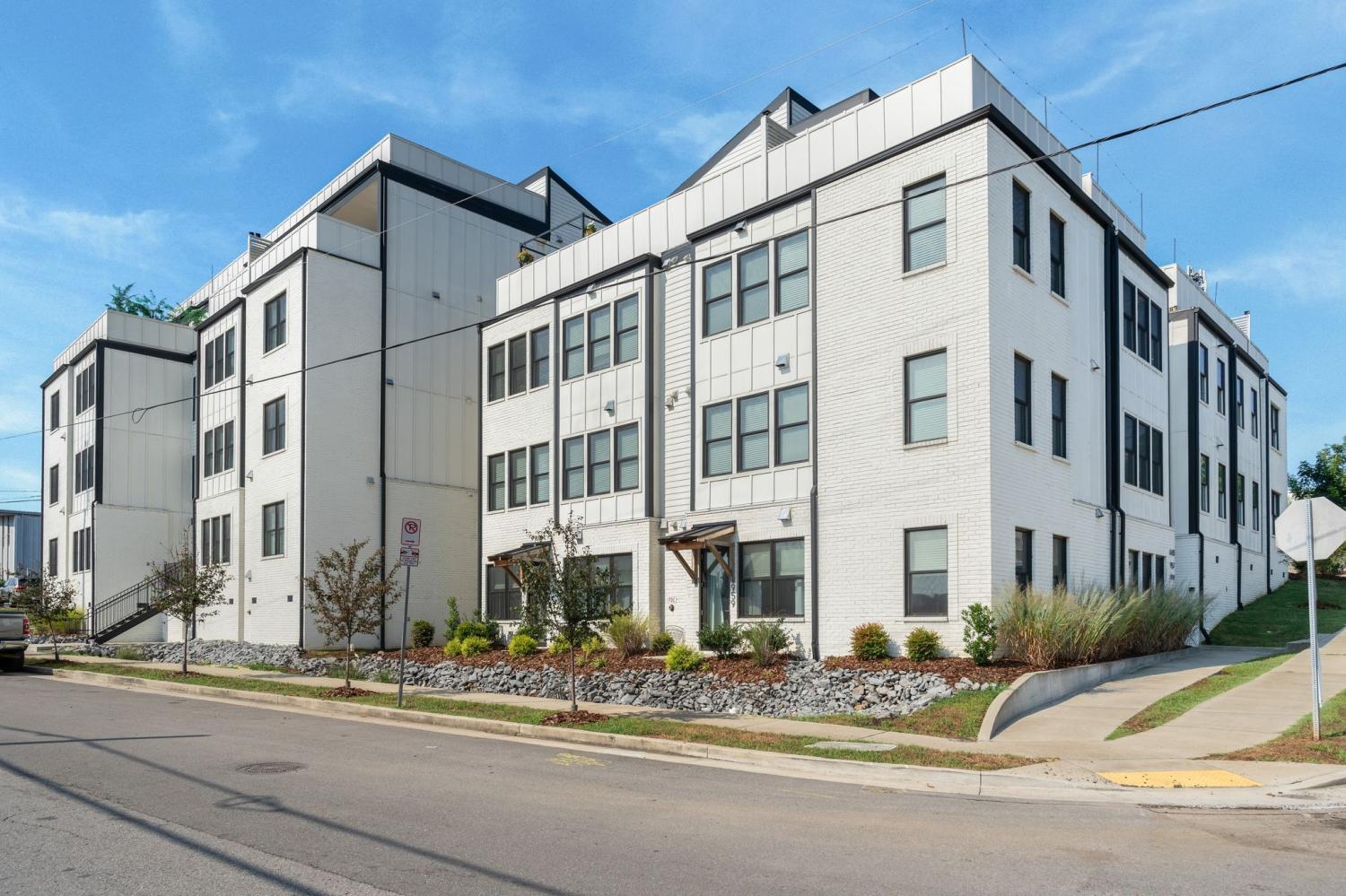 4405-Kentucky-Ave For Sale