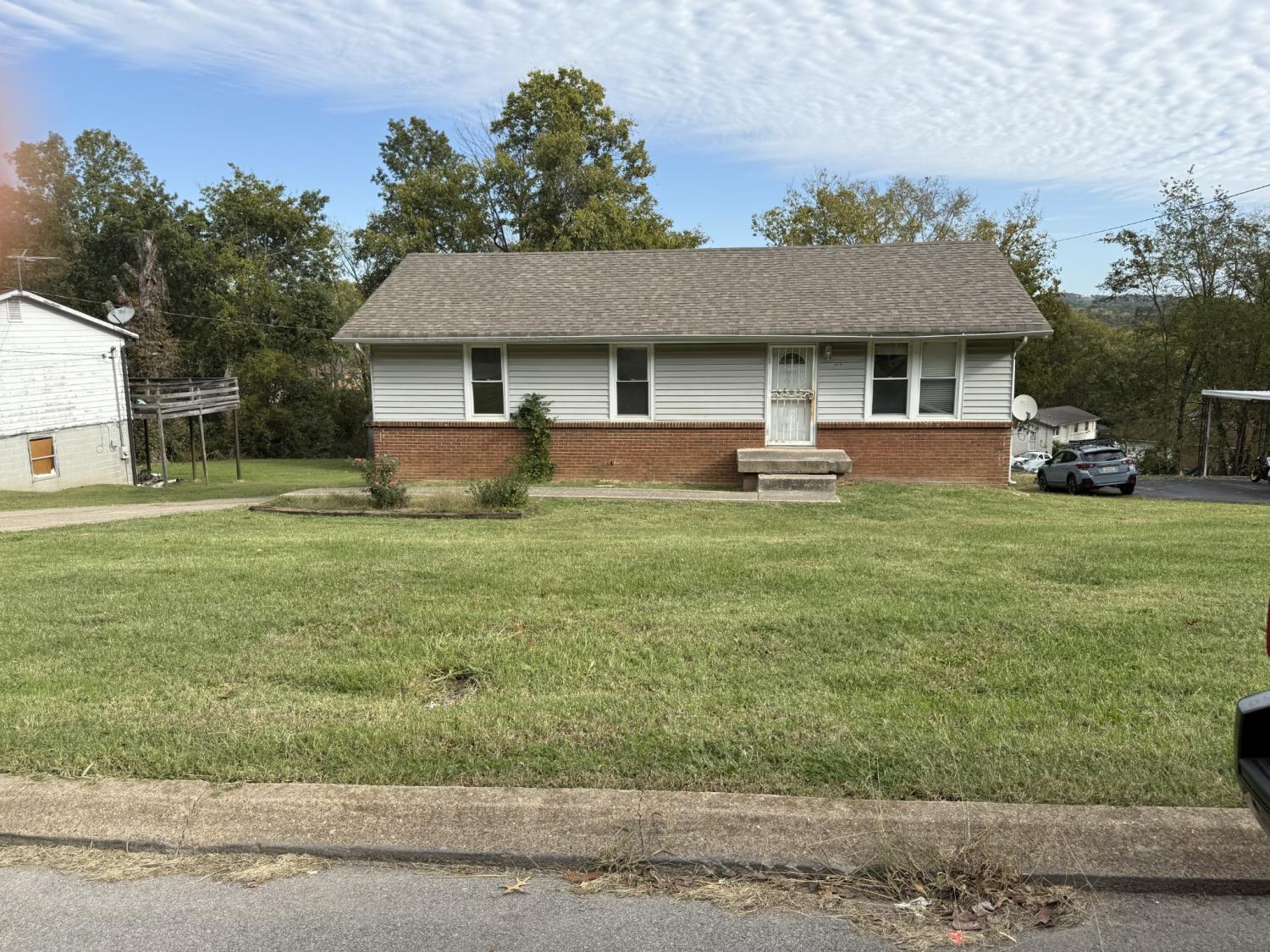 4166-Farmview-Dr For Sale