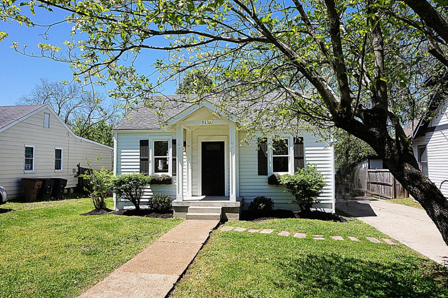910-Apex-St For Sale