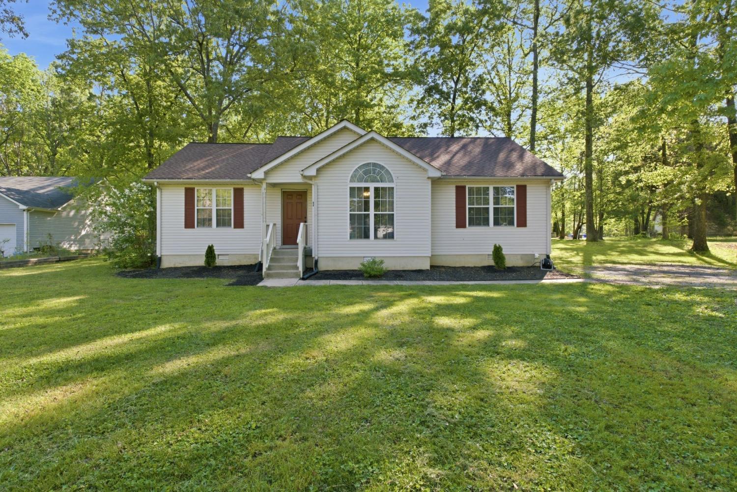 104-Forrest-Ln For Sale