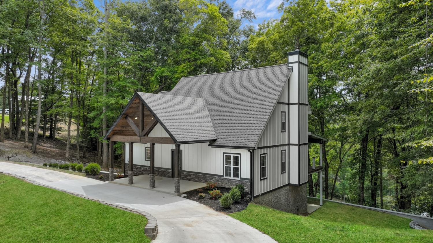 1530-Ridgeview-Run For Sale