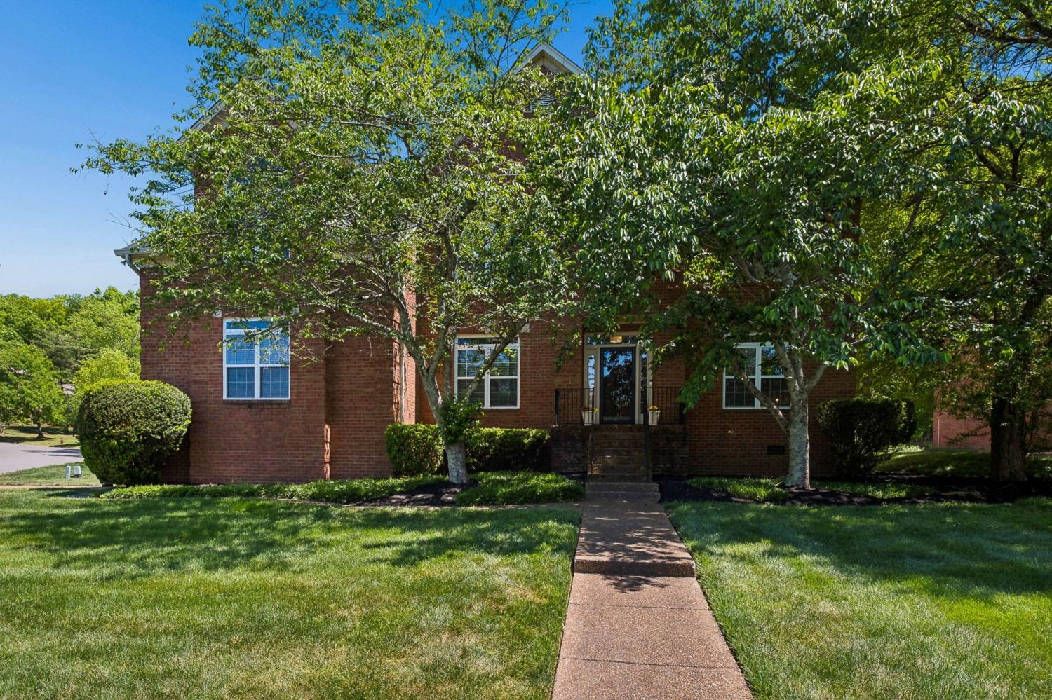 1570-Woodberry-Ct For Sale