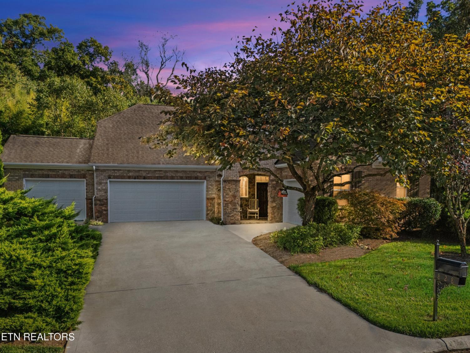 828-Clover-Fields-Lane For Sale