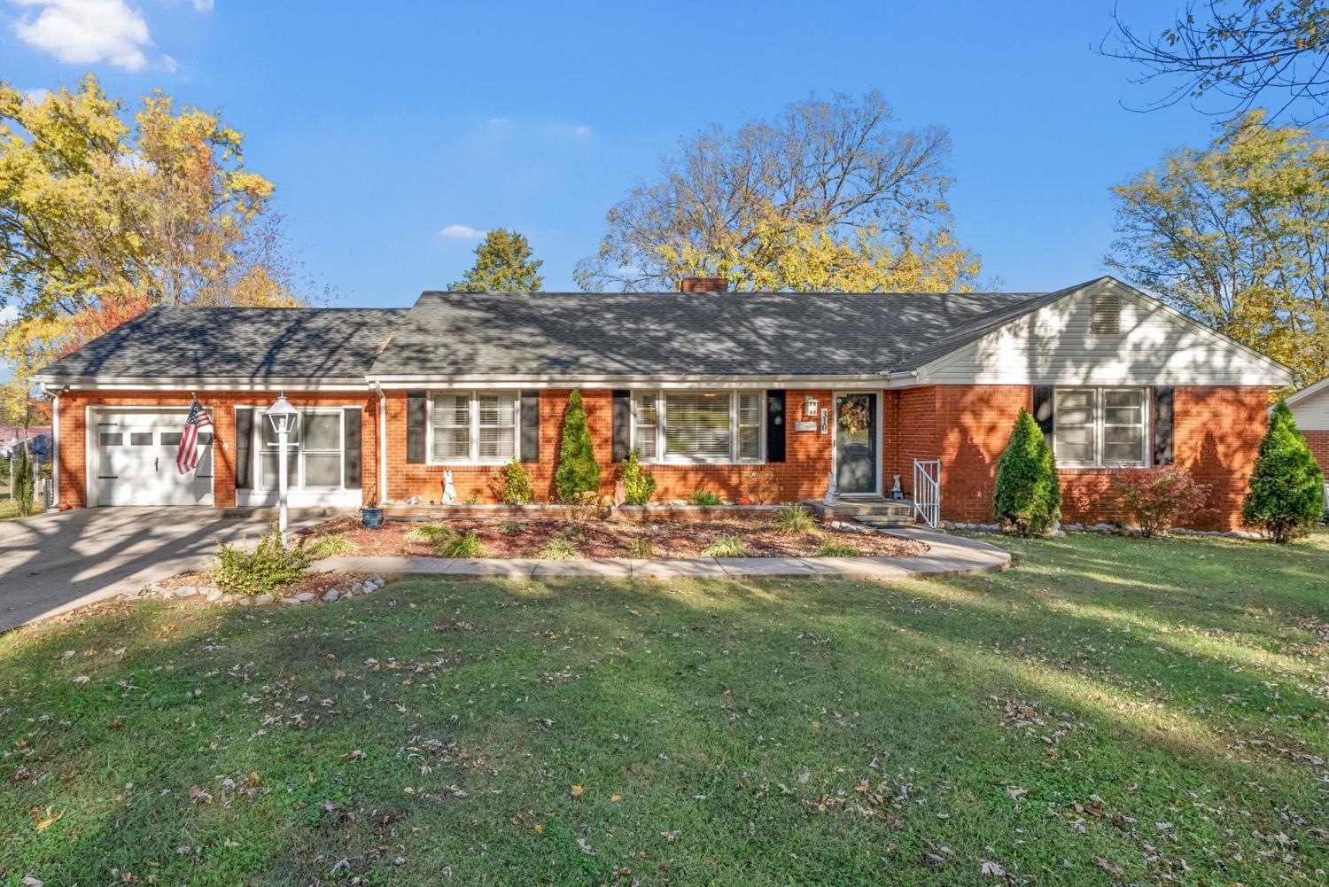 310-Elton-Dr For Sale