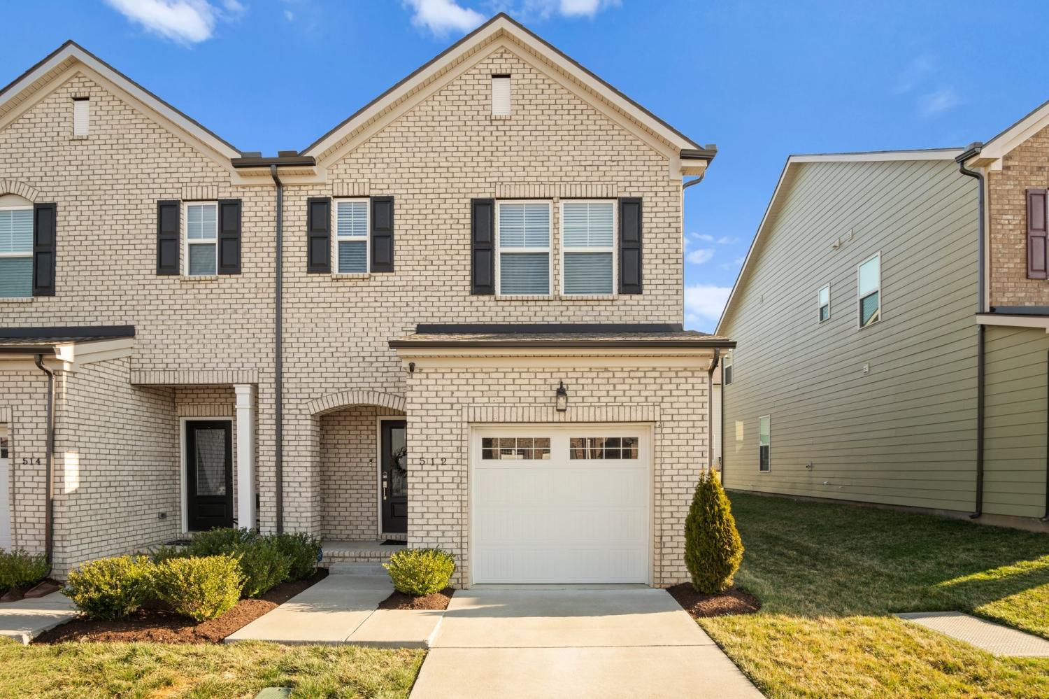 512-Medwyk-Dr For Sale