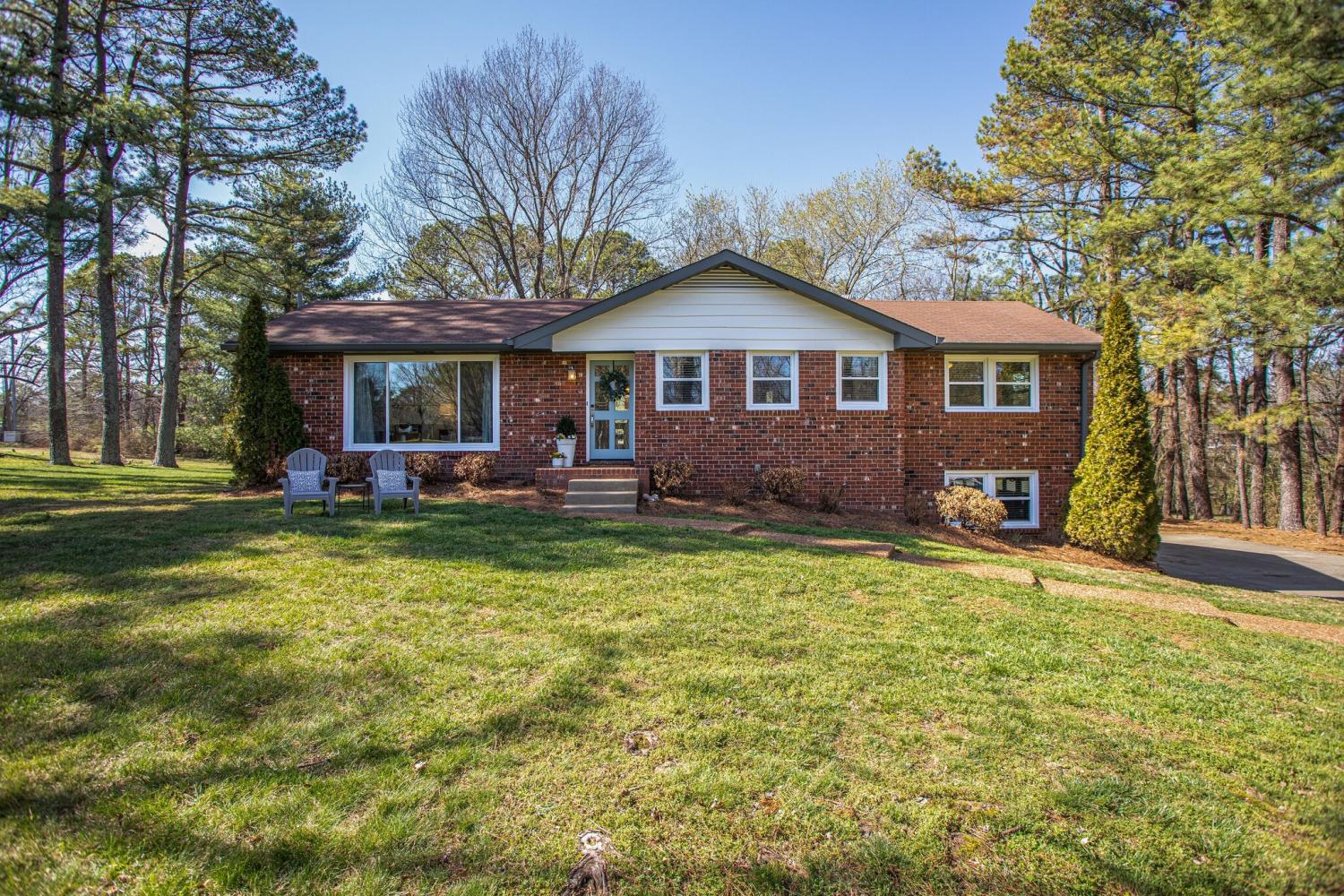 1329-Lipscomb-Dr For Sale