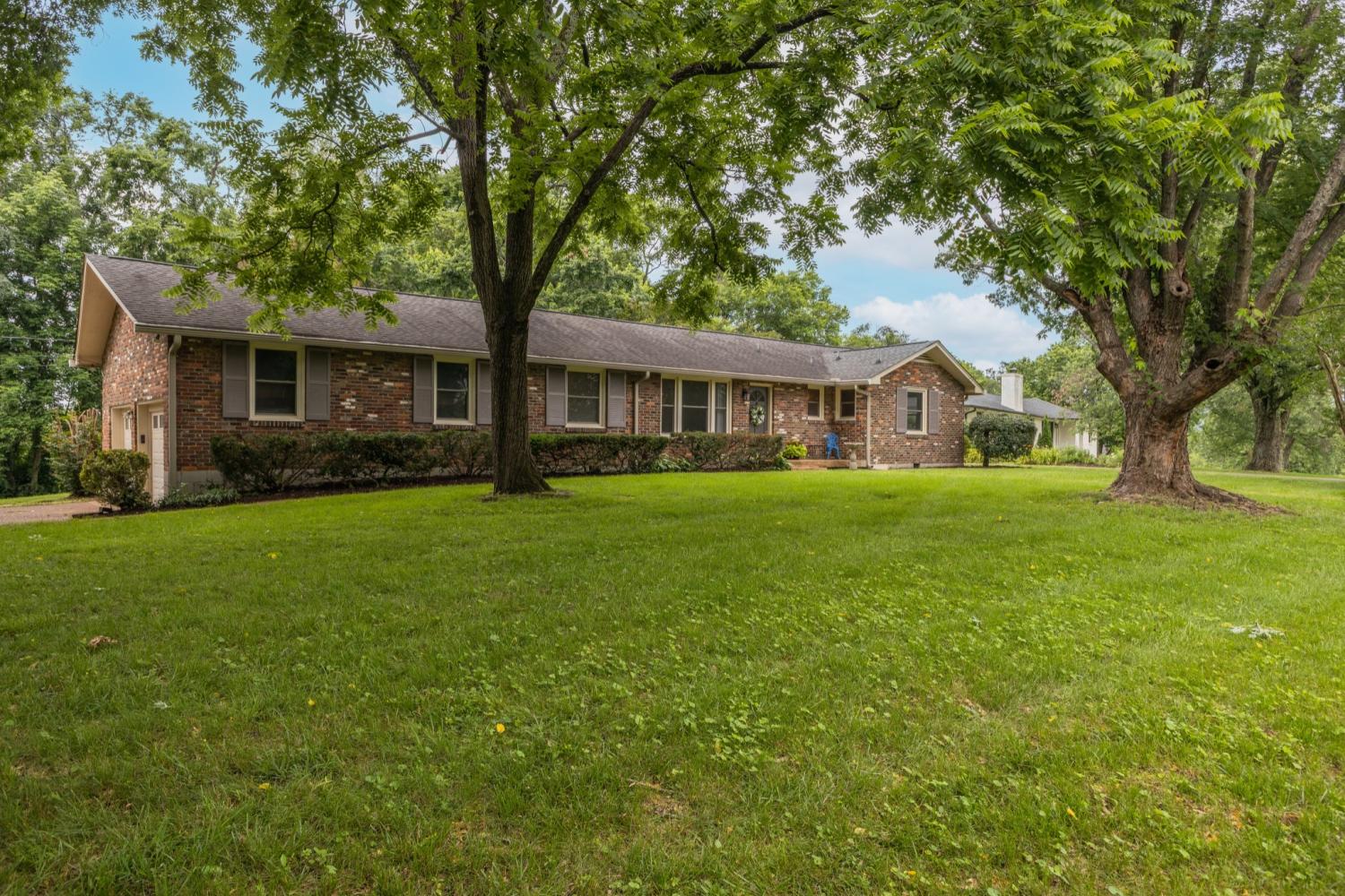 443-Oakley-Dr For Sale