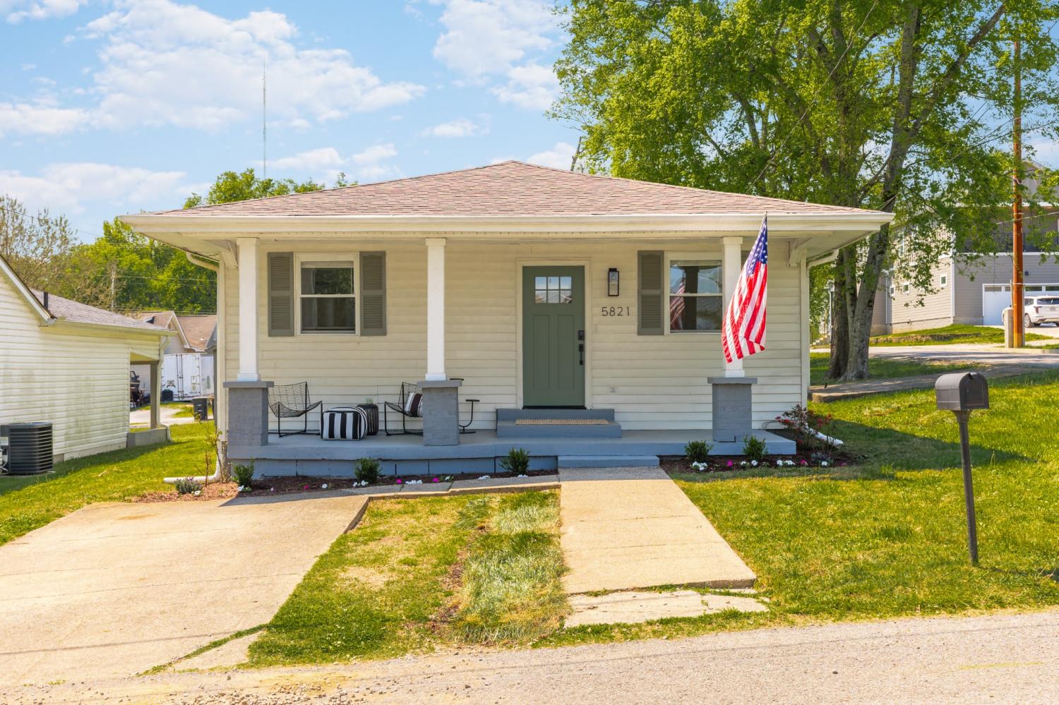 5821-Leslie-Ave For Sale