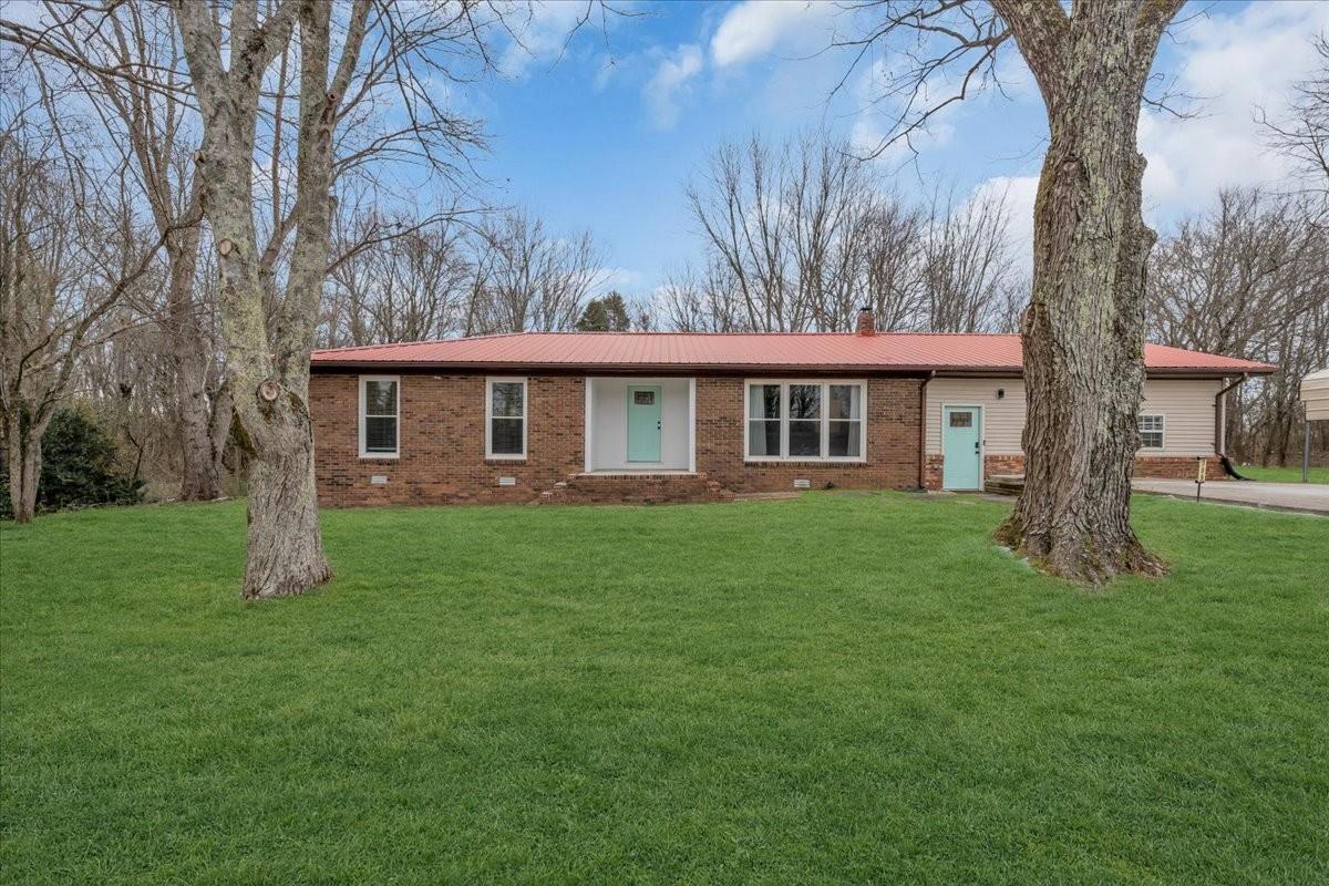 399-Rosewood-Ln For Sale