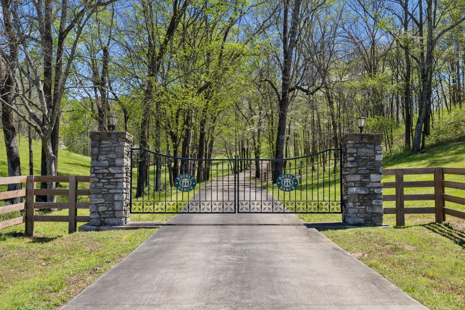 16700-Campbellsville-Rd For Sale