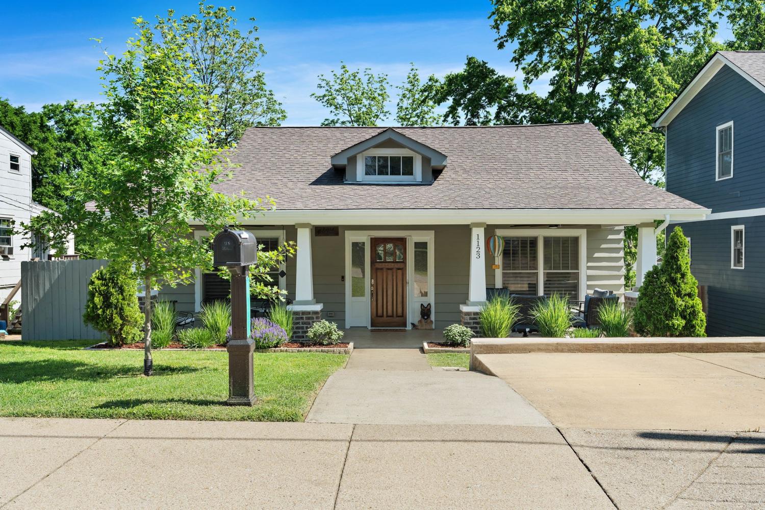 1123-Granada-Ave For Sale