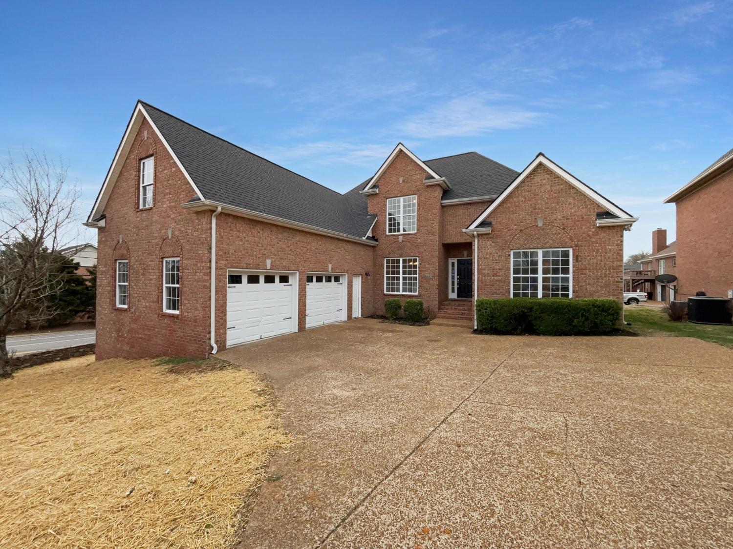 101-Country-Hills-Dr For Sale