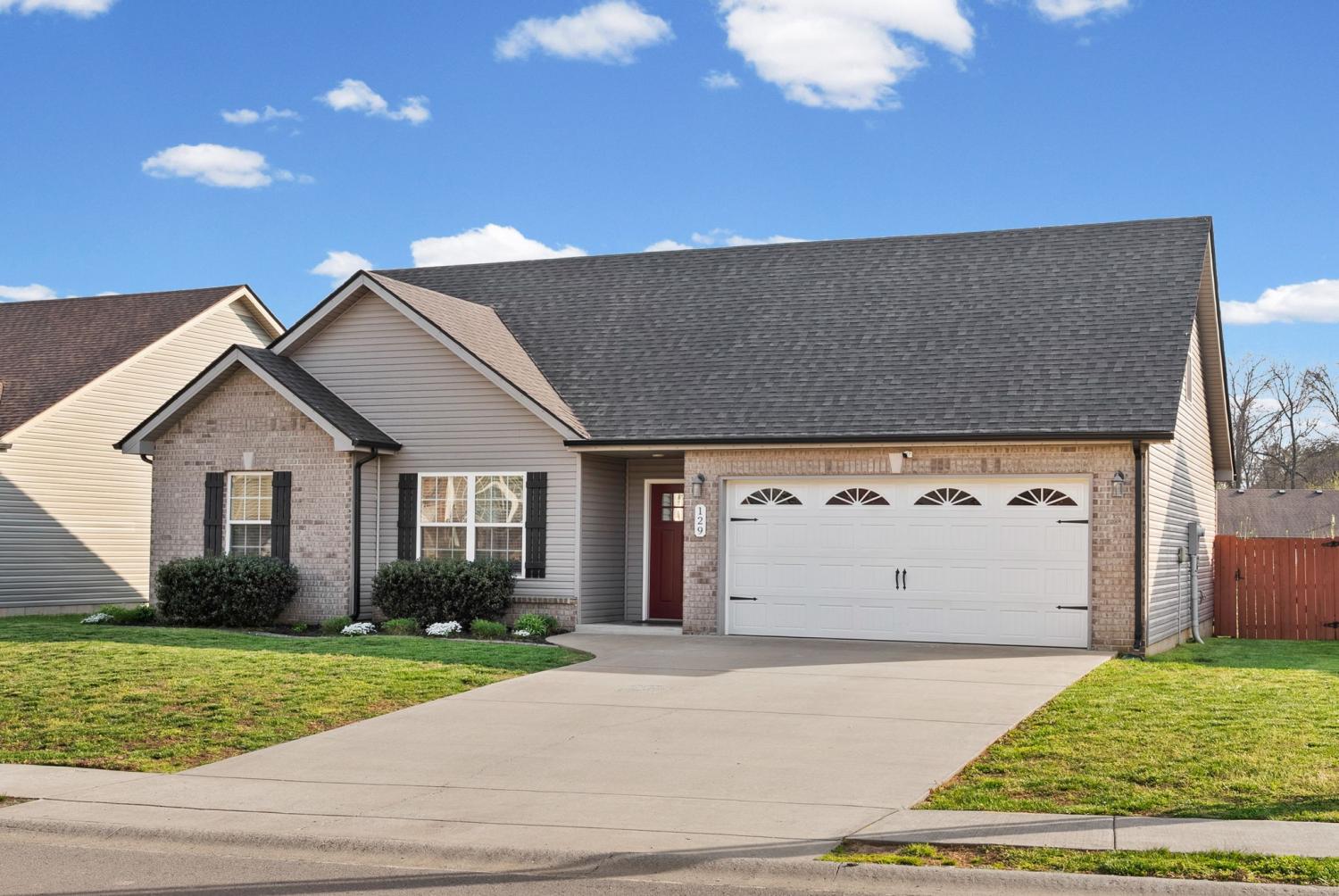 129-Ambridge-St For Sale