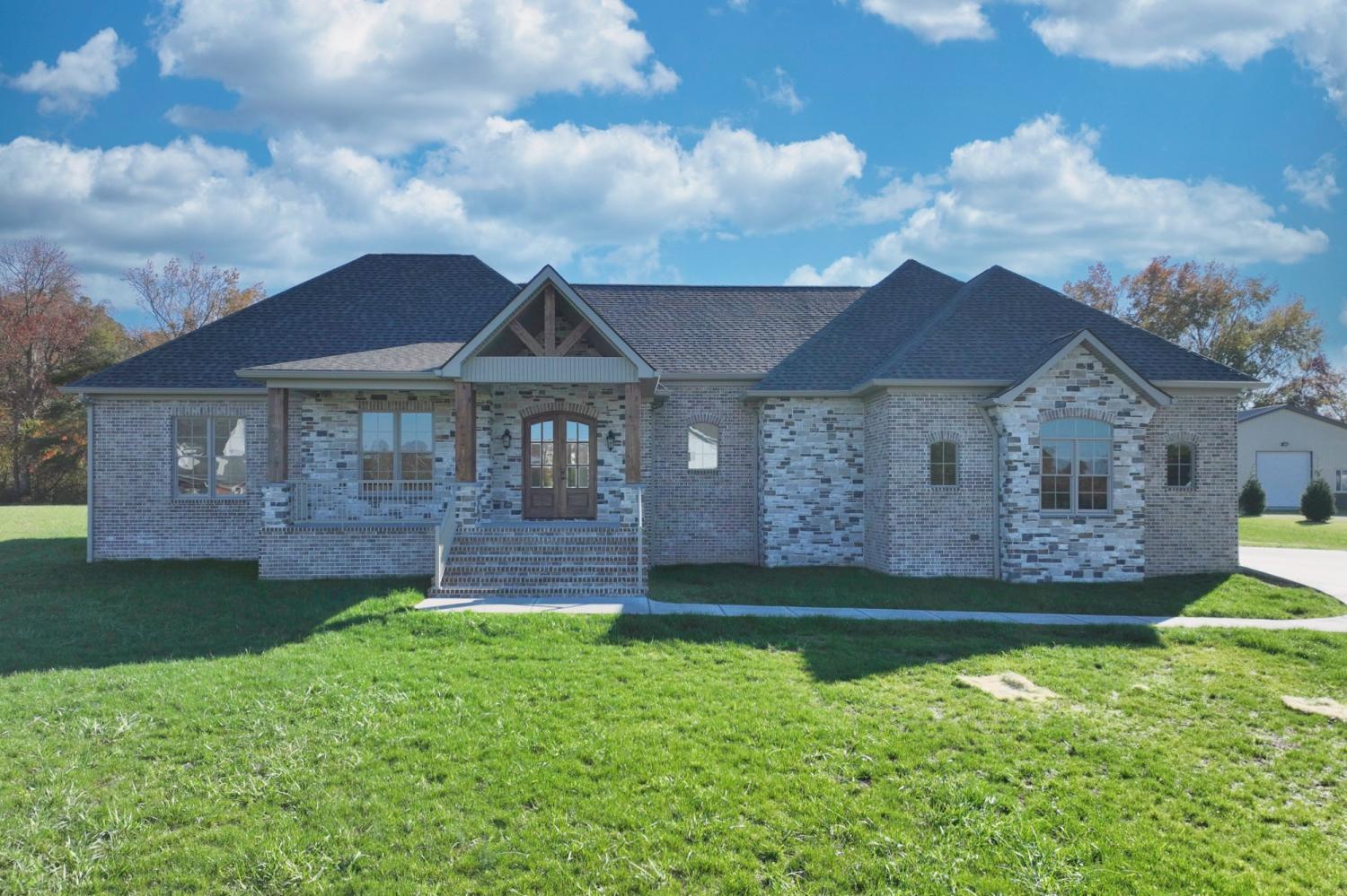 106-Chandelle-Dr For Sale