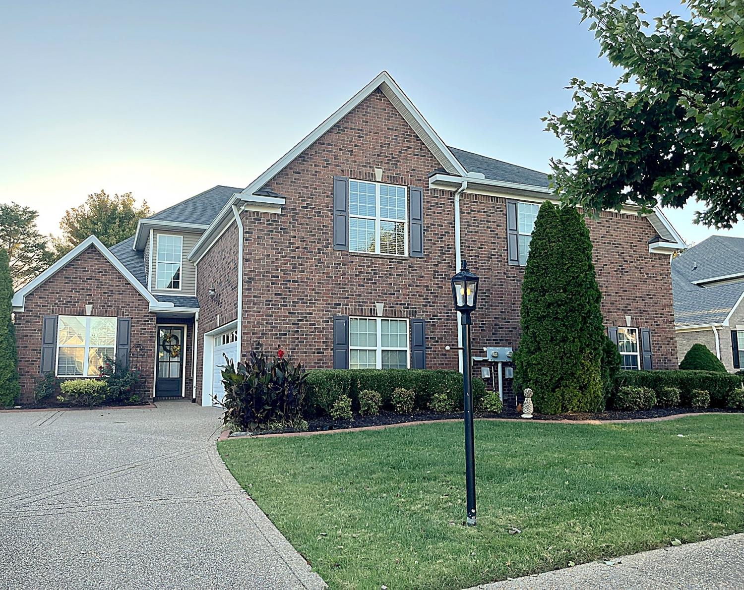 1009-Larkwood-Dr For Sale