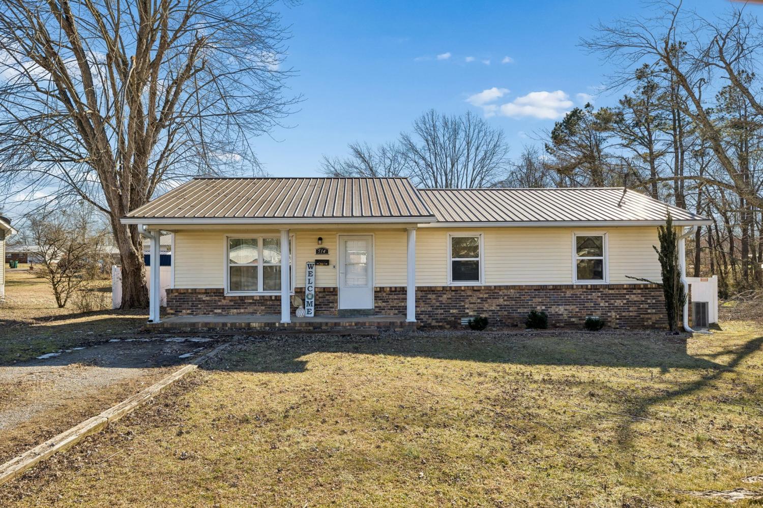 514-W-3rd-Ave For Sale