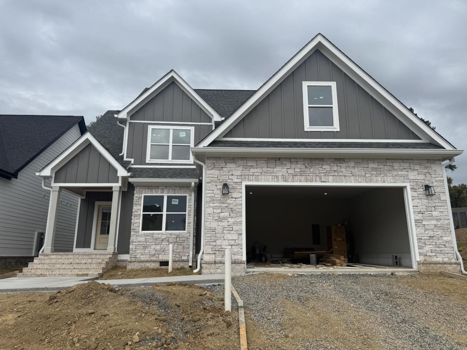 5211-NW-Baylor-Street For Sale