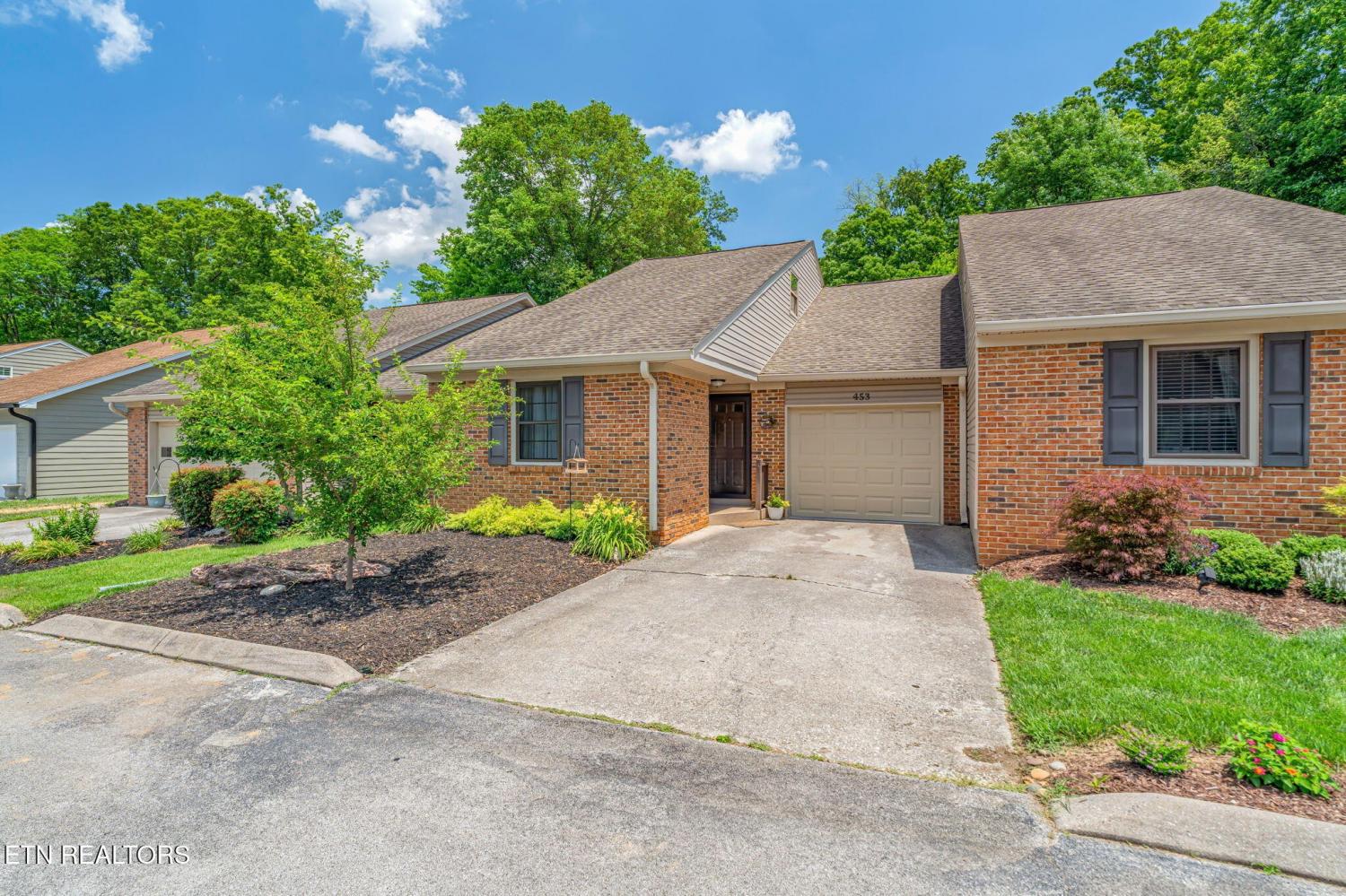 453-Amanda-Circle For Sale