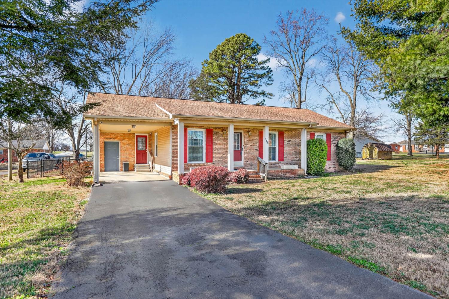 257-Fairway-Dr--N For Sale