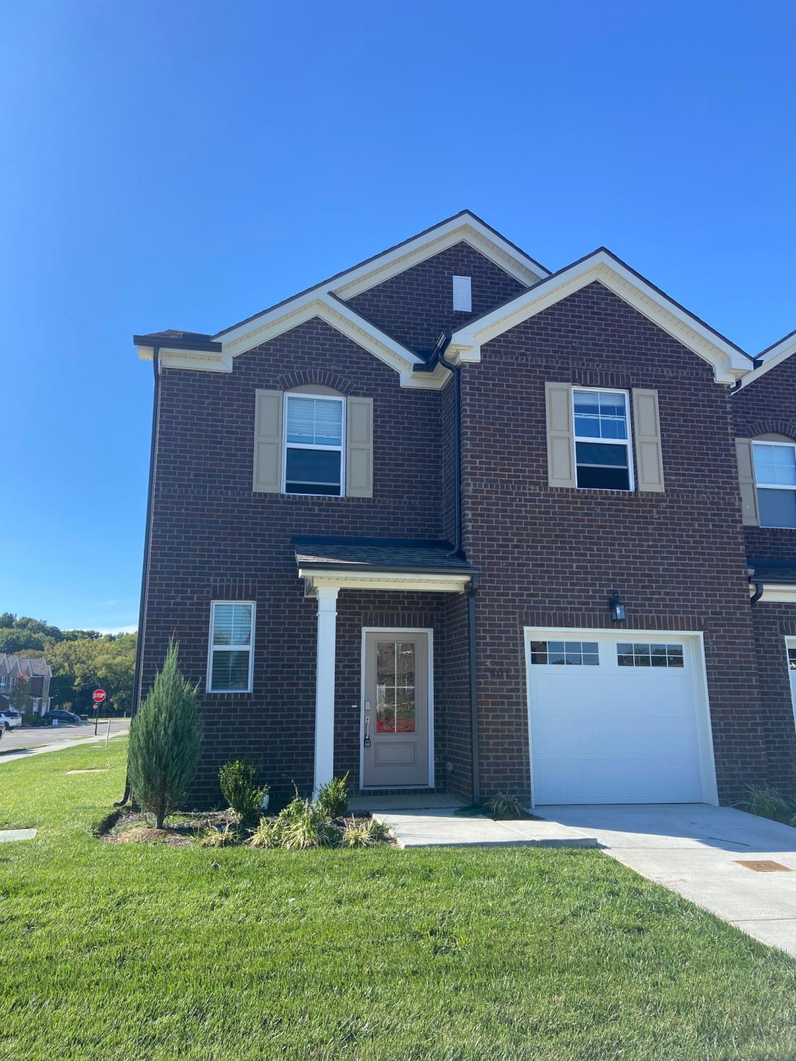 401-Walton-St For Sale