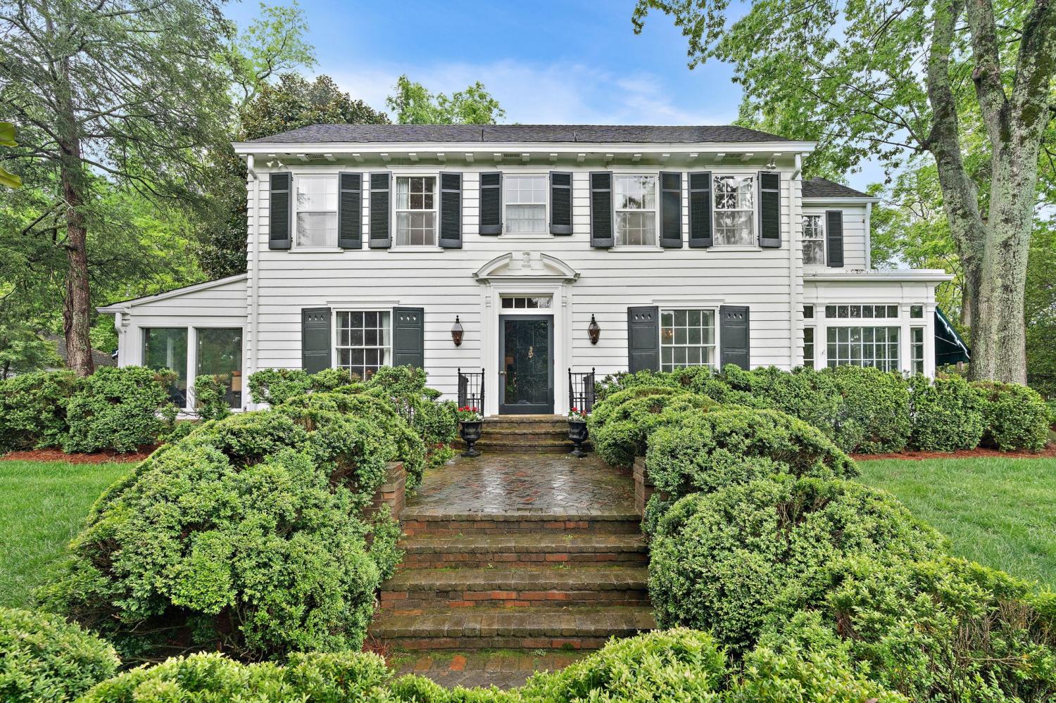 407-Leake-Ave For Sale