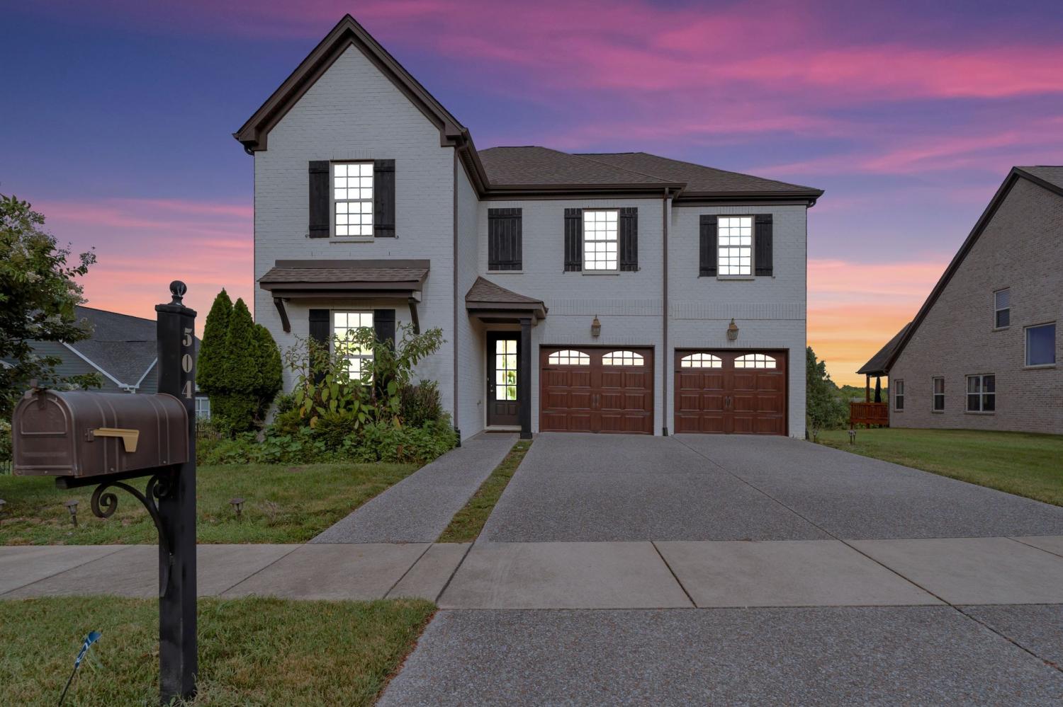 504-Lingering-Way For Sale